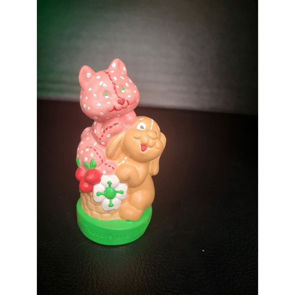 Strawberry Shortcake Custard Cat Pupcake Dog Hand Painted GA 1982 #3